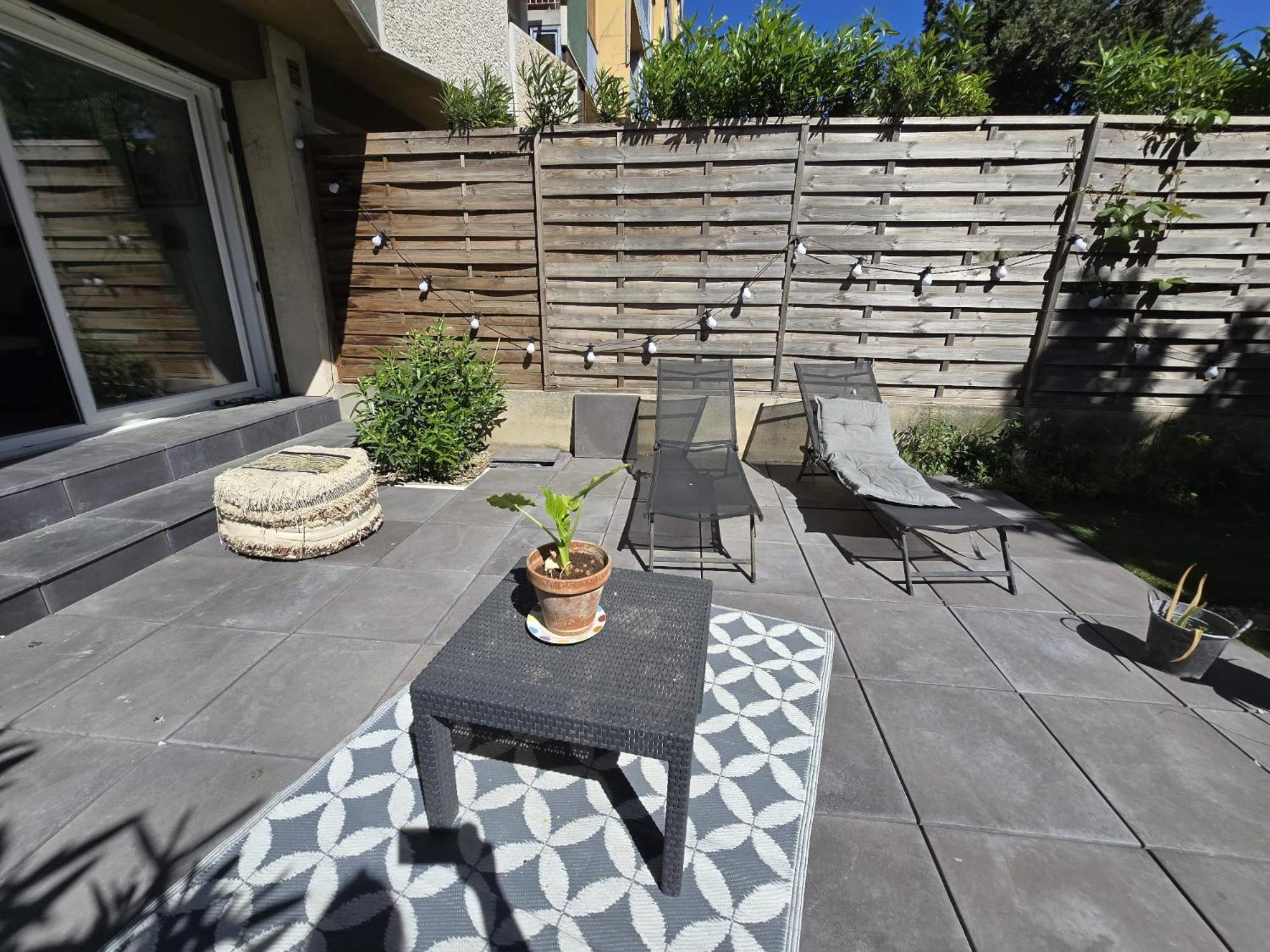 Petit Soleil Velodrome-Marseille Apartment Exterior photo